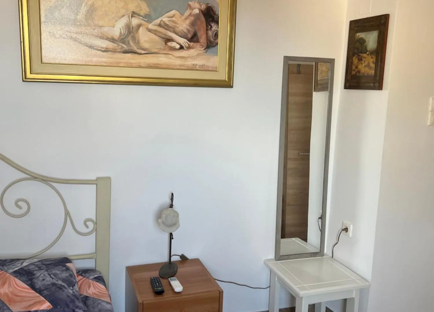 Private Rooms With A Beautiful Veranda Candia Alloggio in famiglia