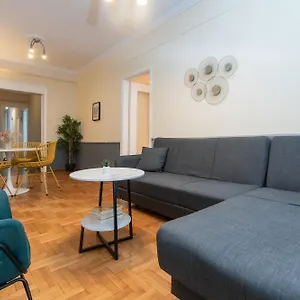 https://white-tower-icon.hotels-of-thessaloniki.com